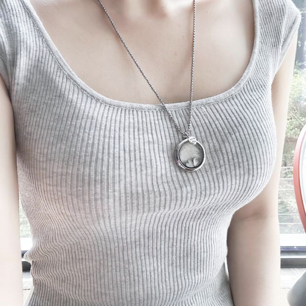스테인리스 스틸 소재의 하트 모양 추모 목걸이, 반려동 - Heart Locket Necklace Photo 리뷰 및 가격